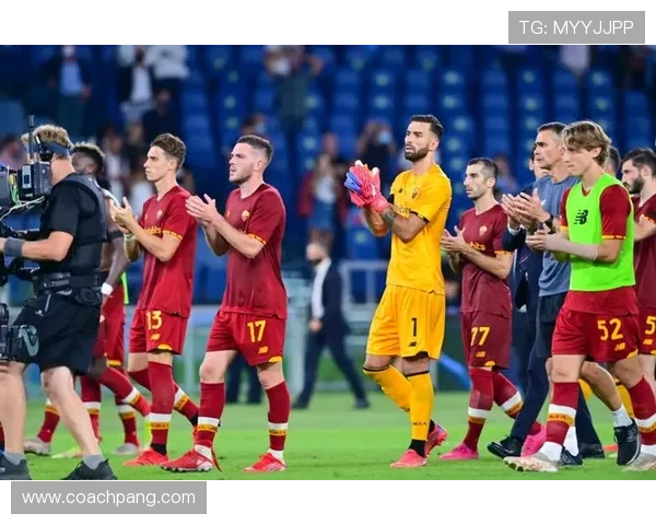 种族歧视风波后穆帅缺席发布会